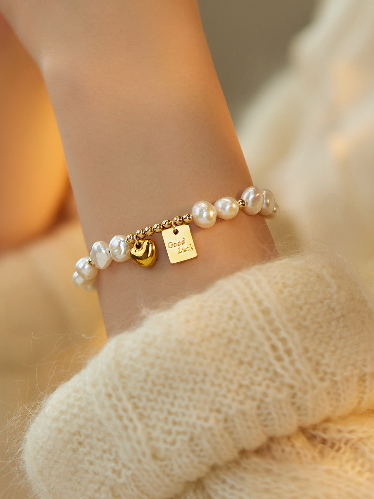 Design Lucky Heart Baroque Freshwater Pearl Bracelets