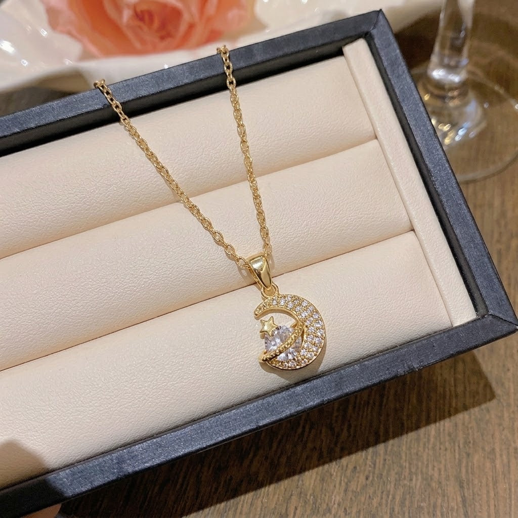 Women's Fashion Devil's Eye Creative Design Elements Popular Clavicle Necklaces