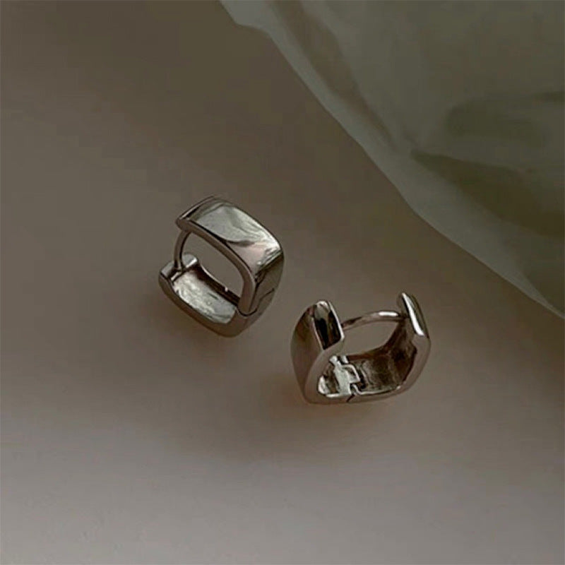 Small Versatile Female Wide Design Sense Niche Male Ear Earrings