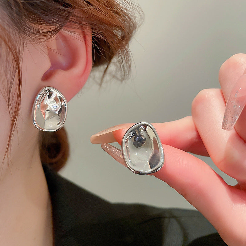 Women's Needle Round Curved Geometric Ear Retro Personalized Temperamental Light Luxury Earrings