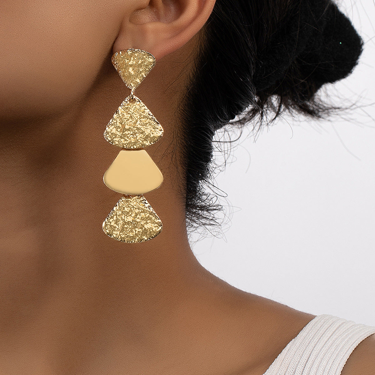 Women's Gold Retro Triangle Convex Texture Geometric Alloy Earrings