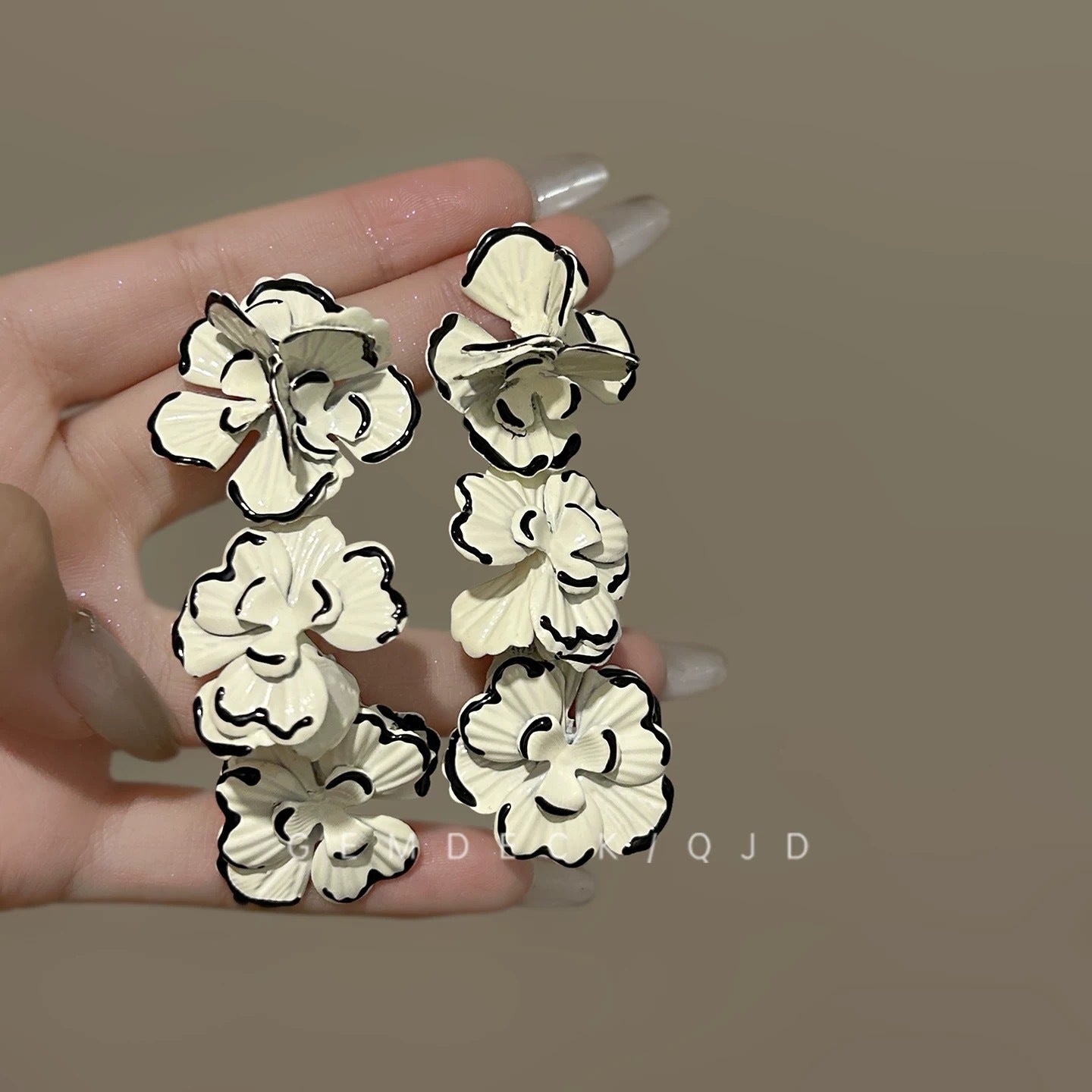 Needle Raffia Fabric White Flower Light Luxury Rings