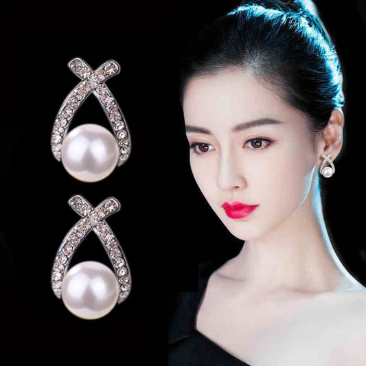 Women's Sier Needle Korean Style Fashion Geometry Pattern Cross Pearl Shining Earrings