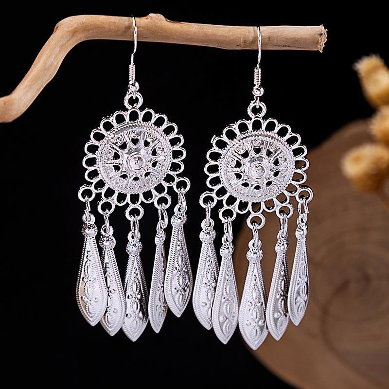 Miao Sier Personality Hollow Out Leaf-shaped Fashion Earrings