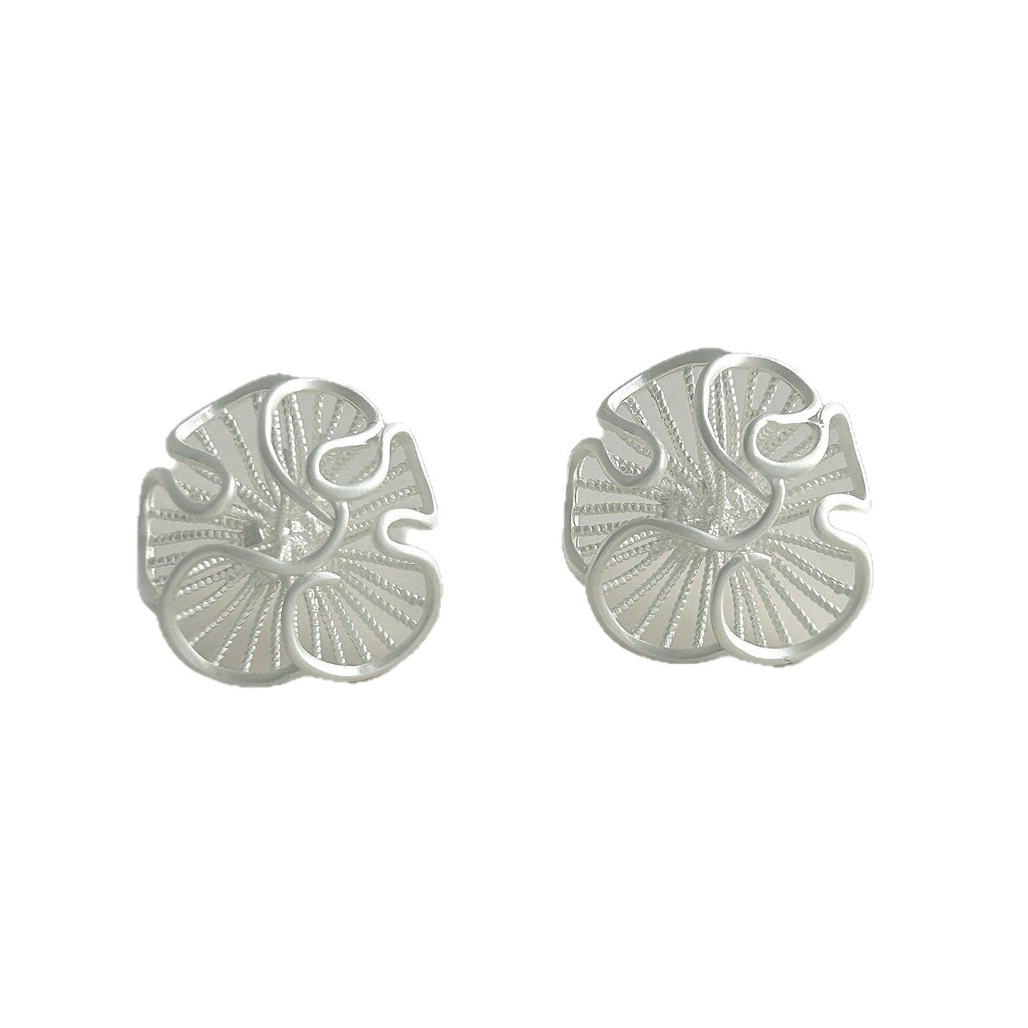 Pleated Hollow Flower Delicate Temperamental Minority Earrings