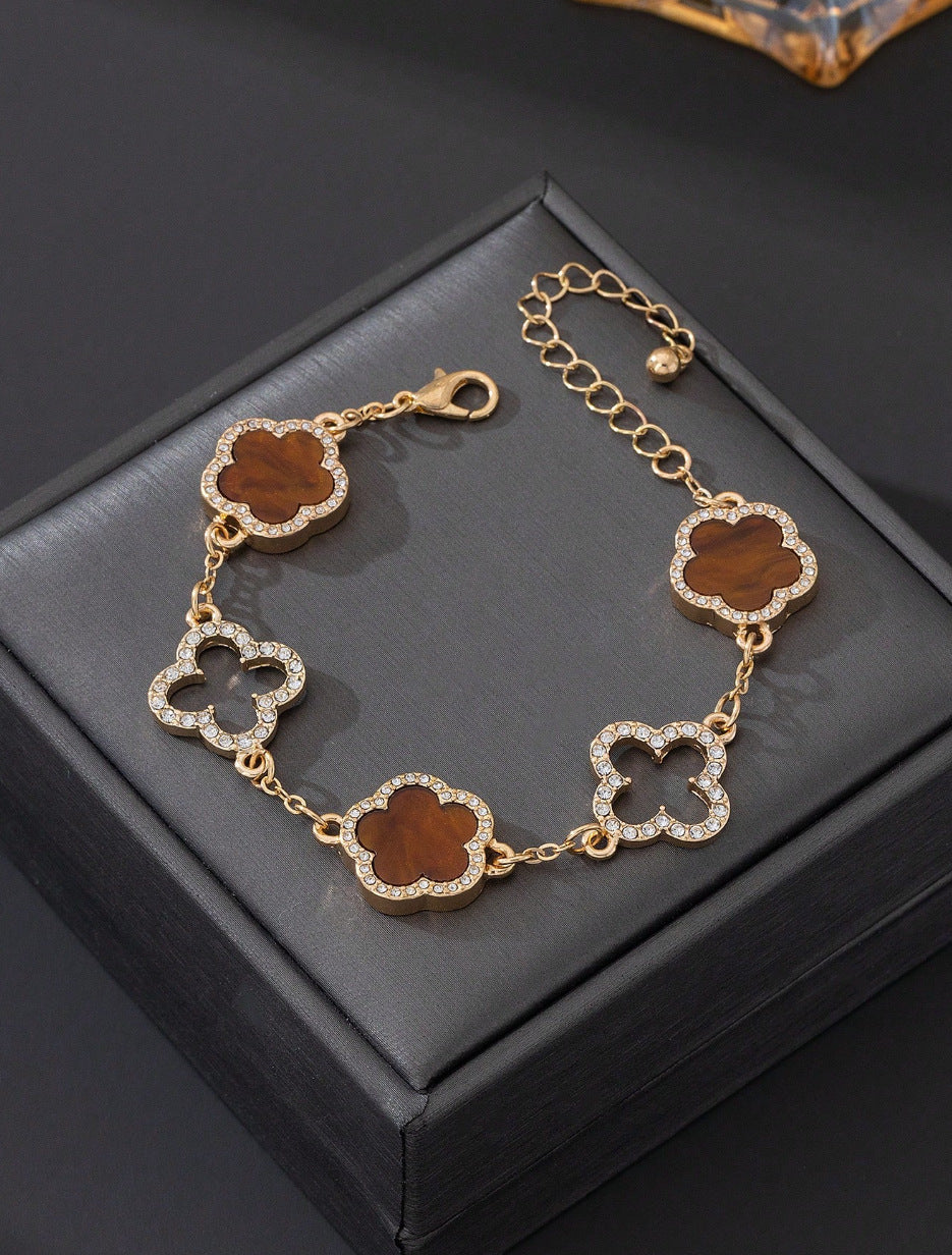 Lucky Five-leaf Flower Affordable Luxury Fashion High-grade Pork Bracelets