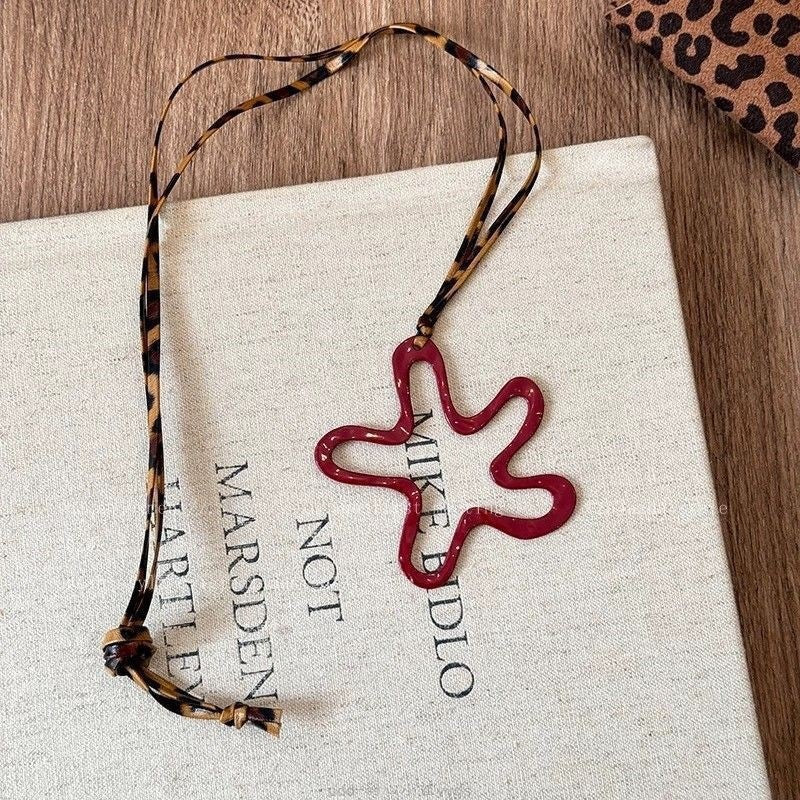 Chinese Long Wax Rope Acorn Zen Pendants