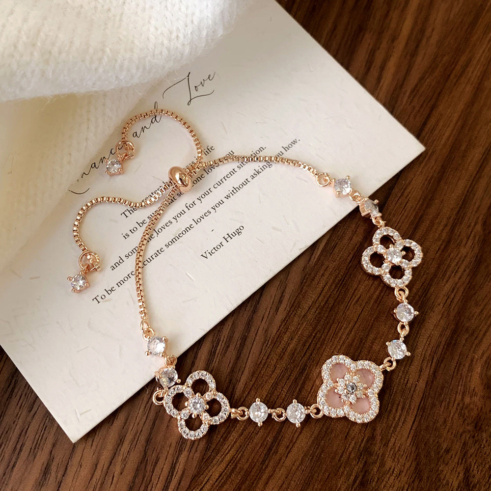 Women's Inlay Fritillary Four-leaf Flower Pull-out Light Luxury High-grade Bracelets