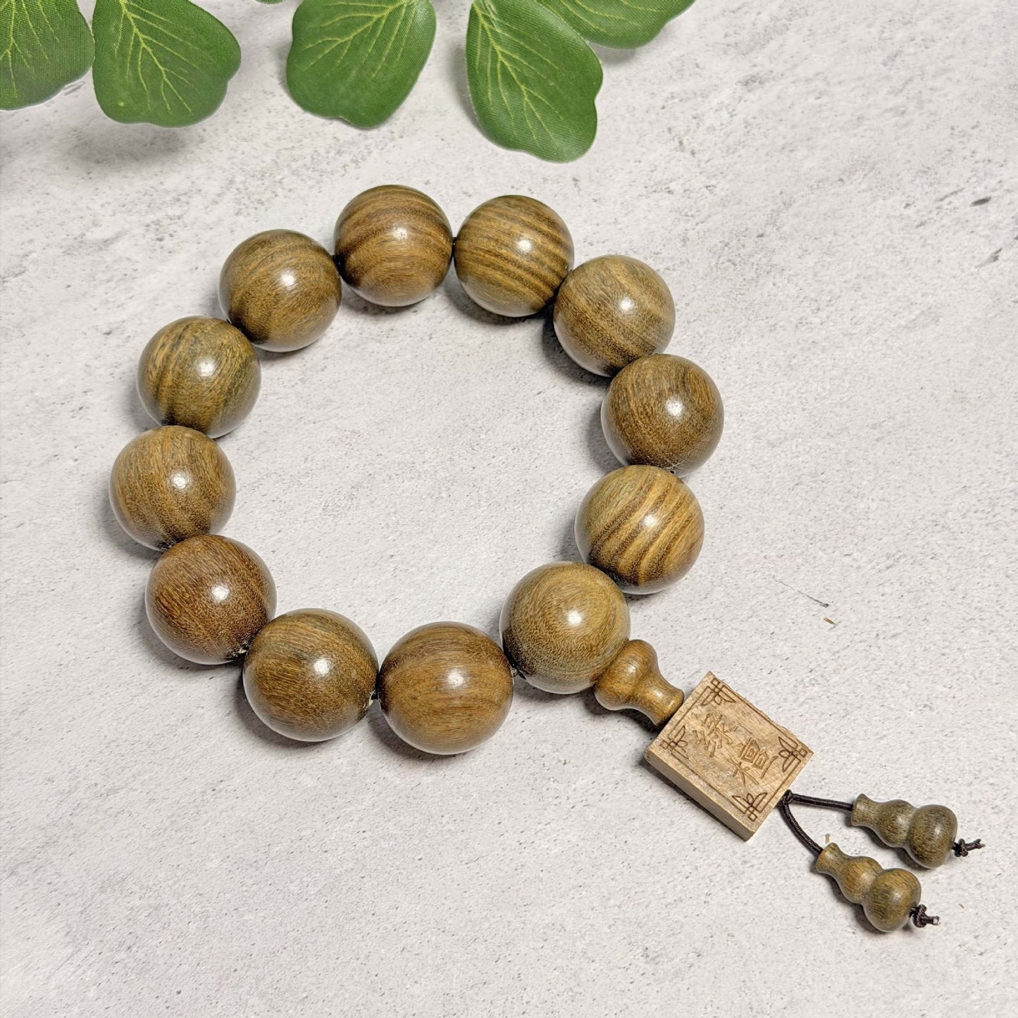 Women's & Men's Green Sandalwood Natural Log Submerged Buddha Beads Ethnic Retro Style Bracelet