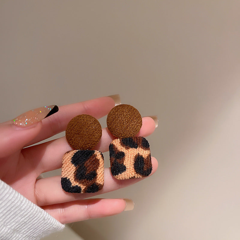 Women's Leopard Print Brown Style Retro High-grade Earrings