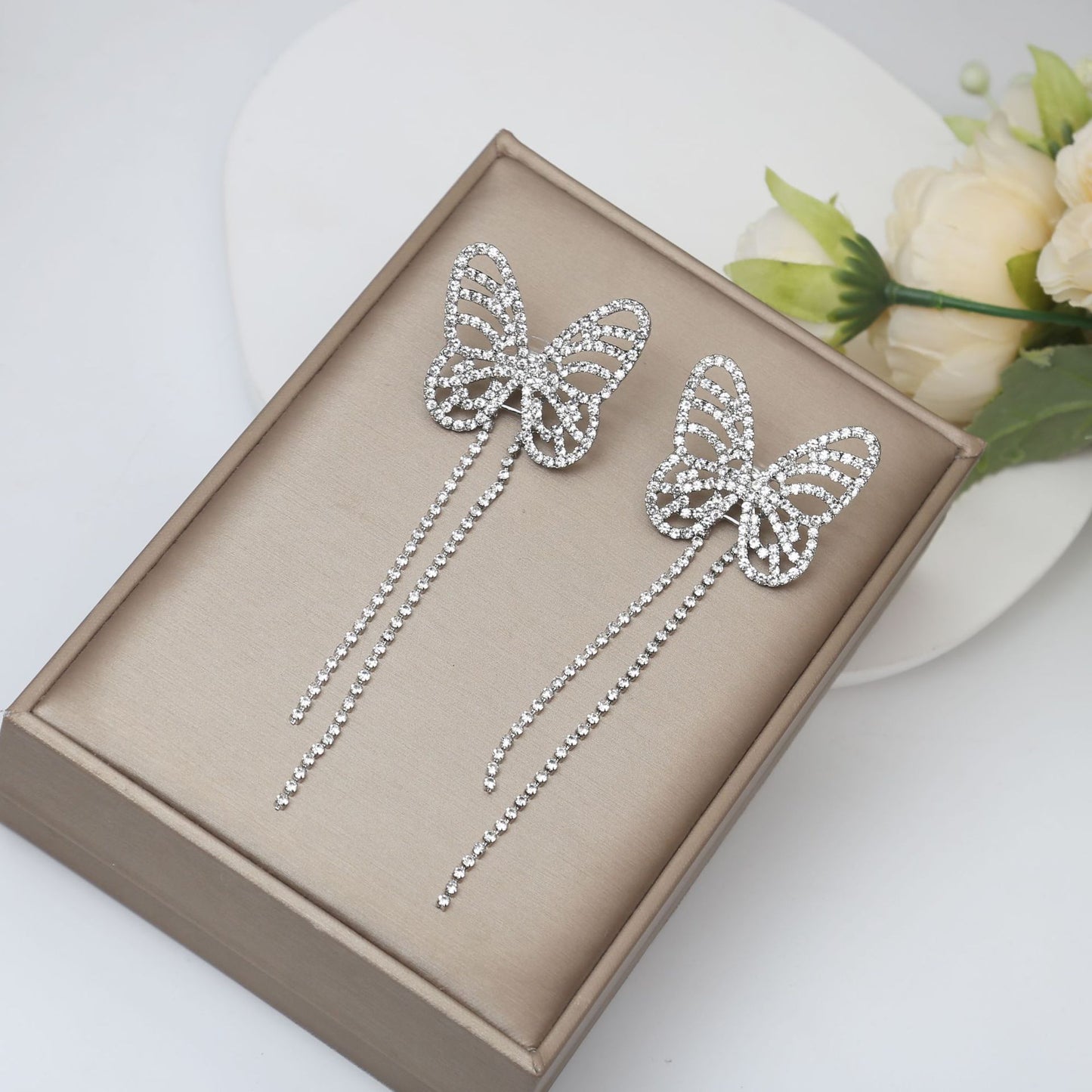 Diamond Butterfly Flower Pearl Graceful Fashionable Long Earrings