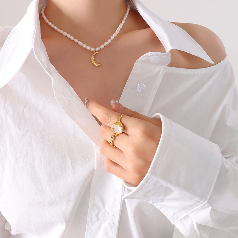 Natural Freshwater Short Pearl Titanium Steel Gold-plated Necklace