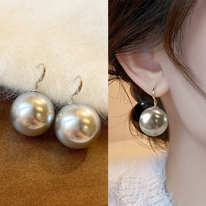 Women's French Style Large Pearl For Light Luxury Temperament High-grade Fashionable Earrings