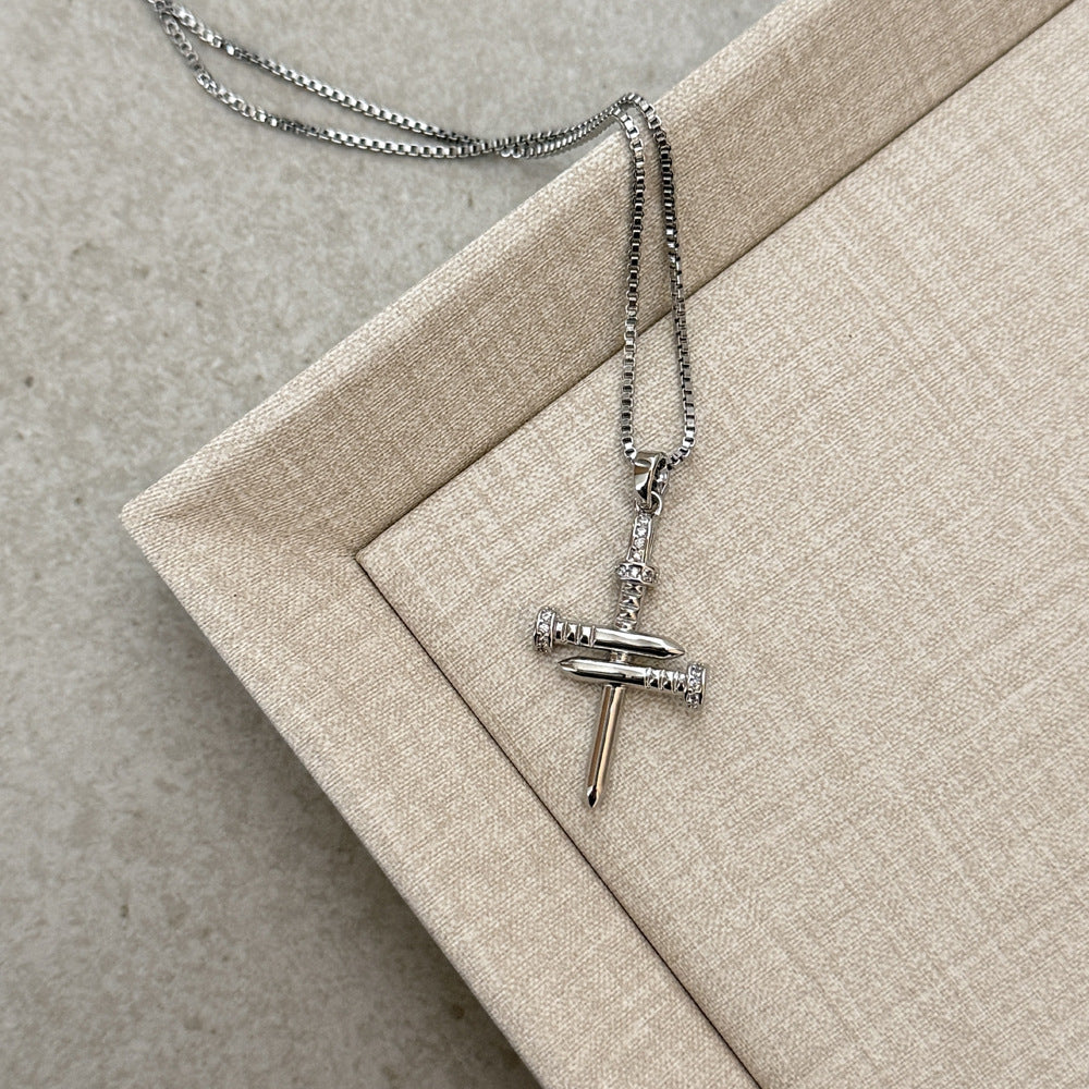 Cross Female Niche High-grade Copper Inlaid Zirconium Clavicle Necklace