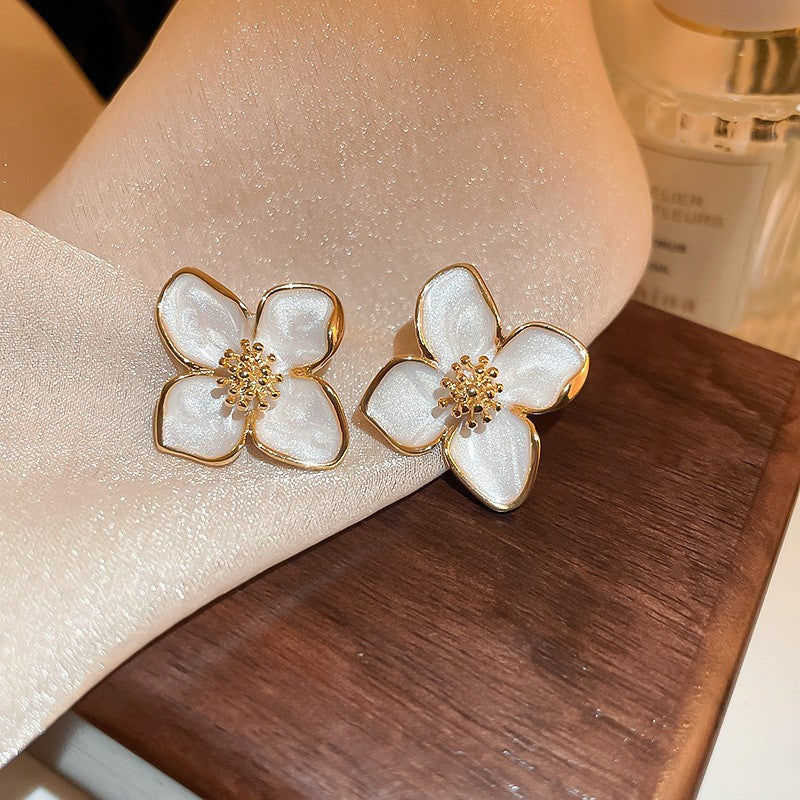 Dopamine Sweet Niche Flower Pearl Fashion Exquisite Stud Earrings