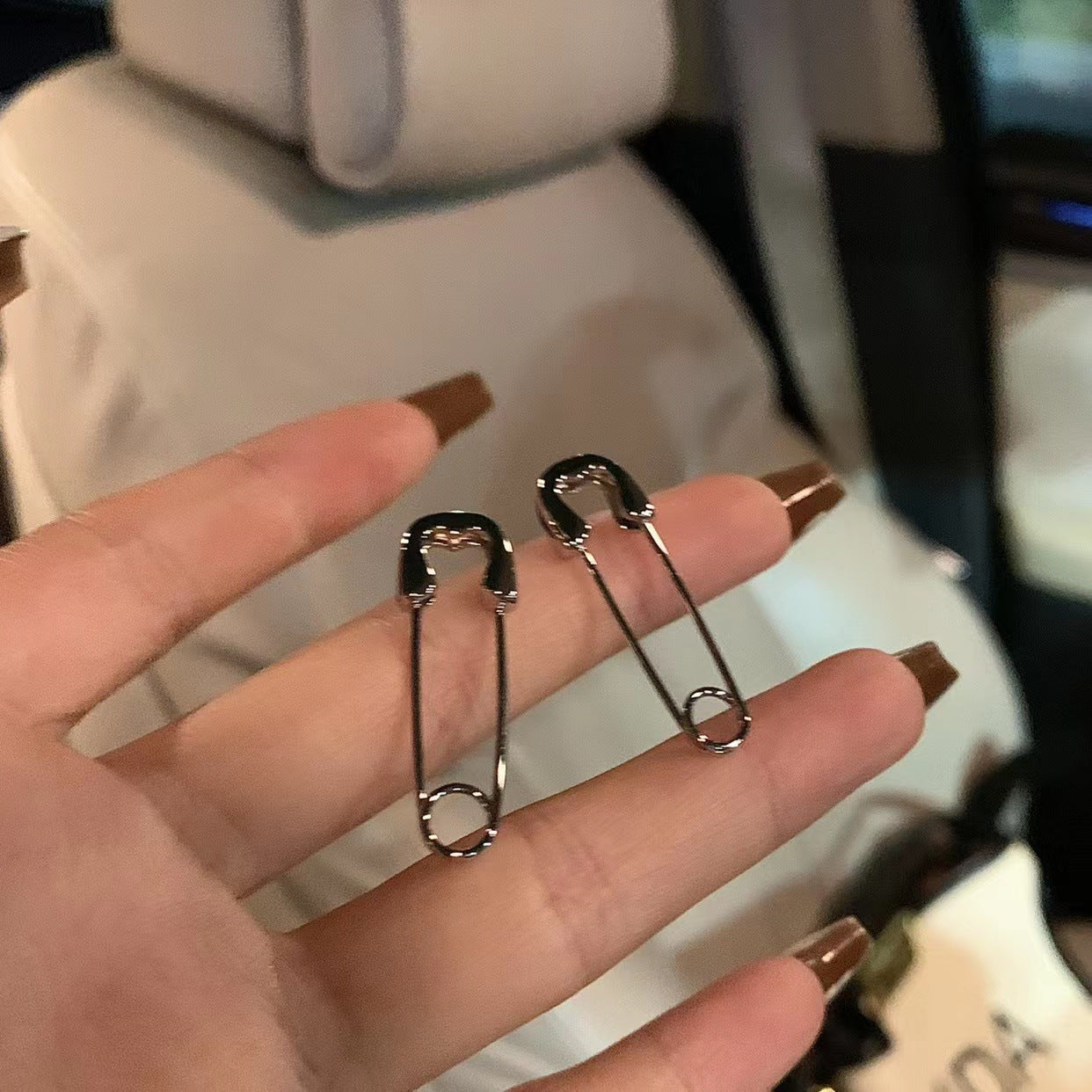 Women's Angry Push Beautiful Pin Niche Design Rings