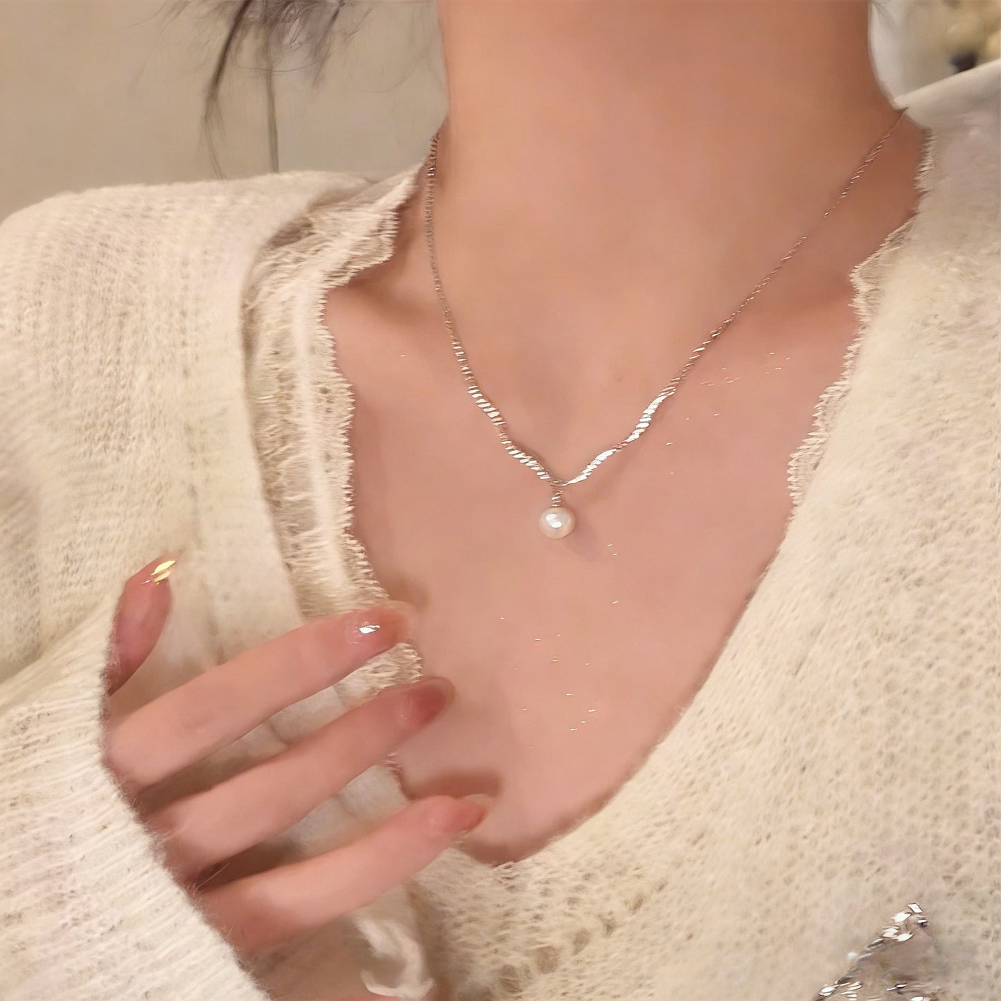 Women's Titanium Steel No Fading Rhinestone Wave Pearl For Light Luxury Necklace