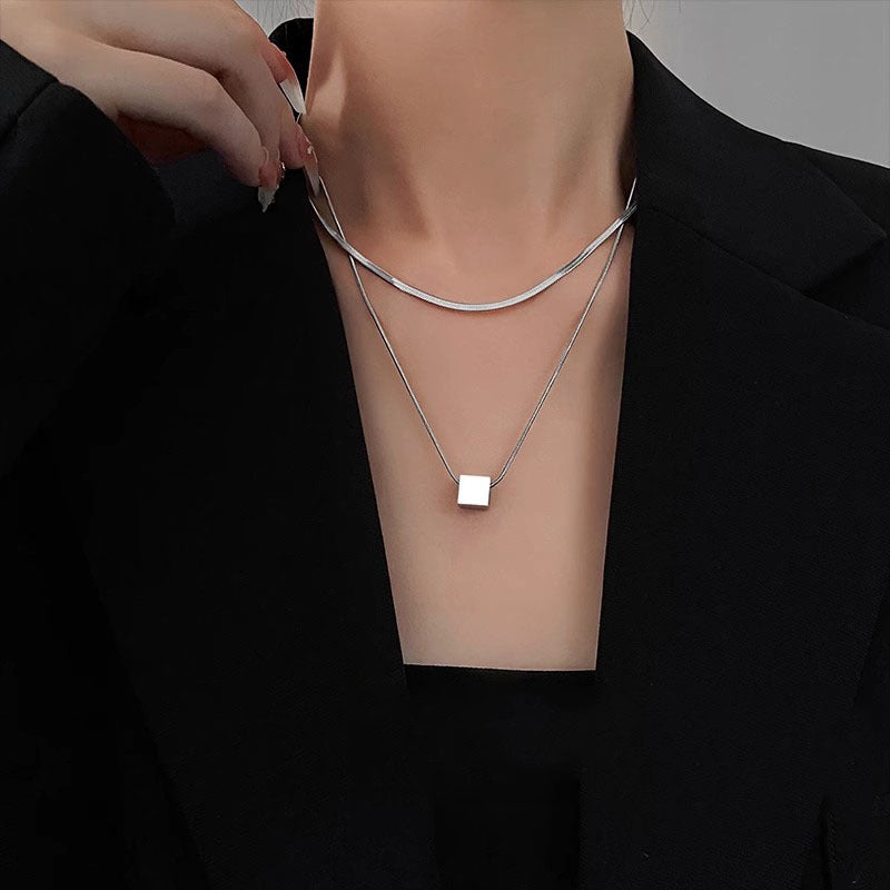 Women's Golden Bean Clavicle Chain Light Luxury Necklaces