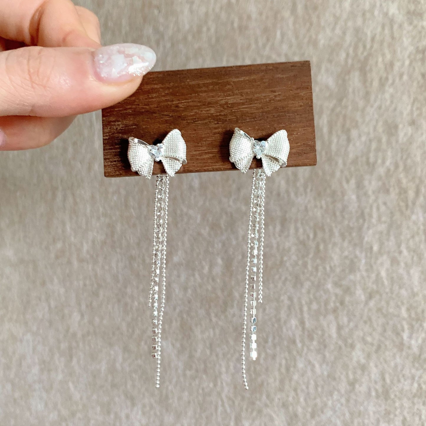 Women's Tassel Light Luxury High-grade Temperament Unique Beautiful Earrings