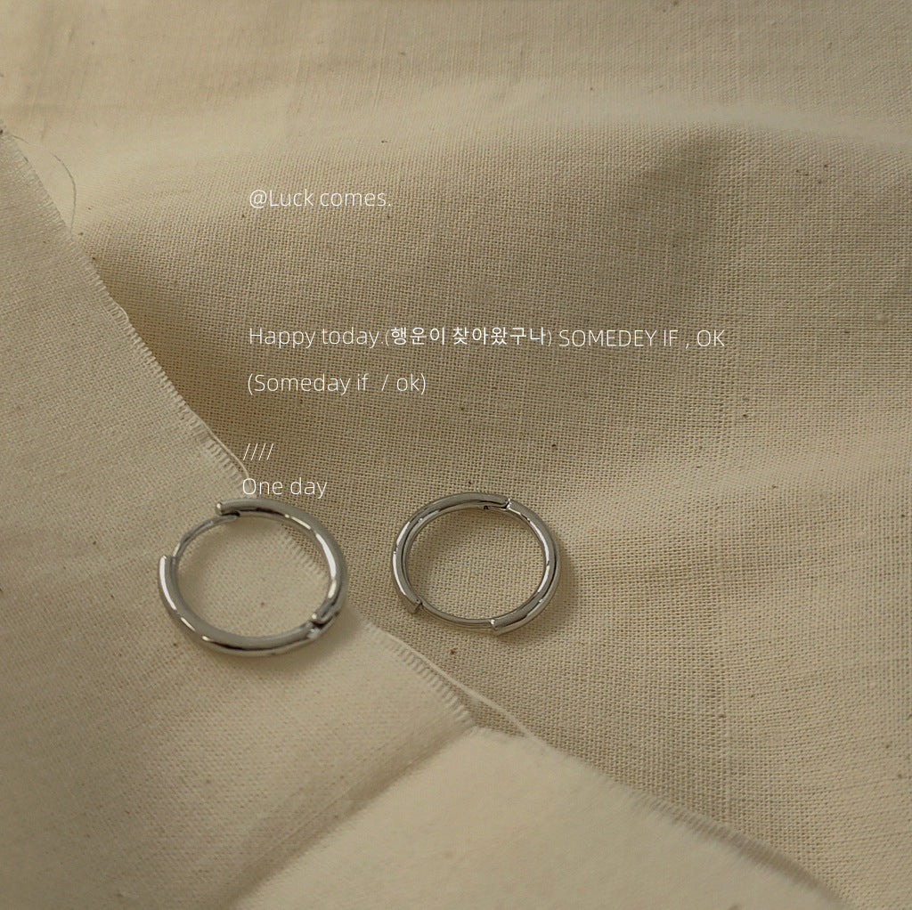 Knock Simple Korean Style Gold Plated Small Ear Personality Earrings