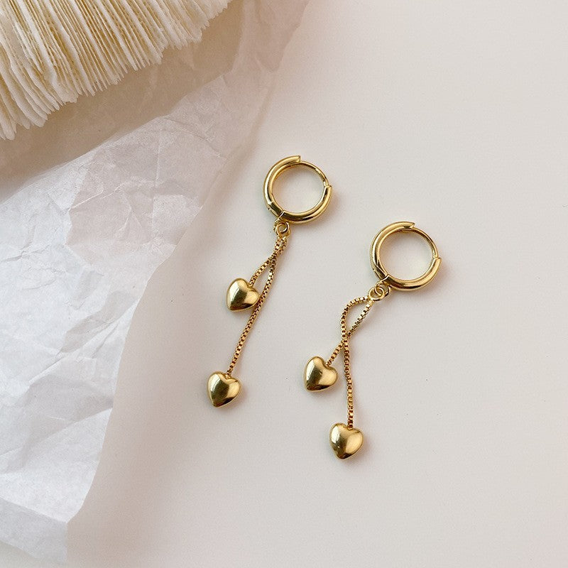 Women's Small Simple Hollow Pearl High-grade Refined Stud Earrings