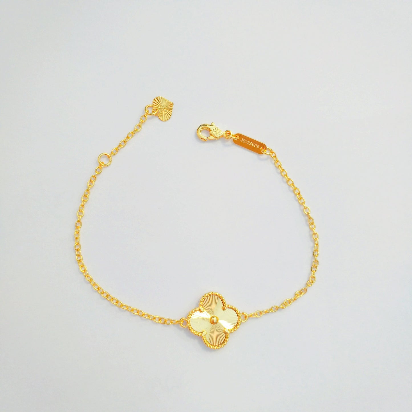 Vietnam Placer Gold Four-leaf Clover Female Simulation Brass Gold-plated Pork Bracelet