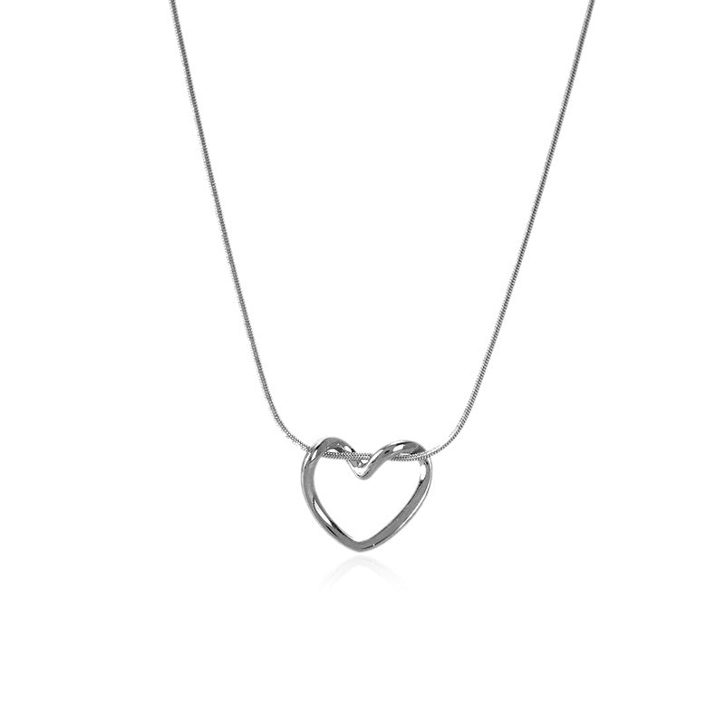 Women's Love Simple Design Hollow Heart-shaped Stainless Steel Clavicle Necklace