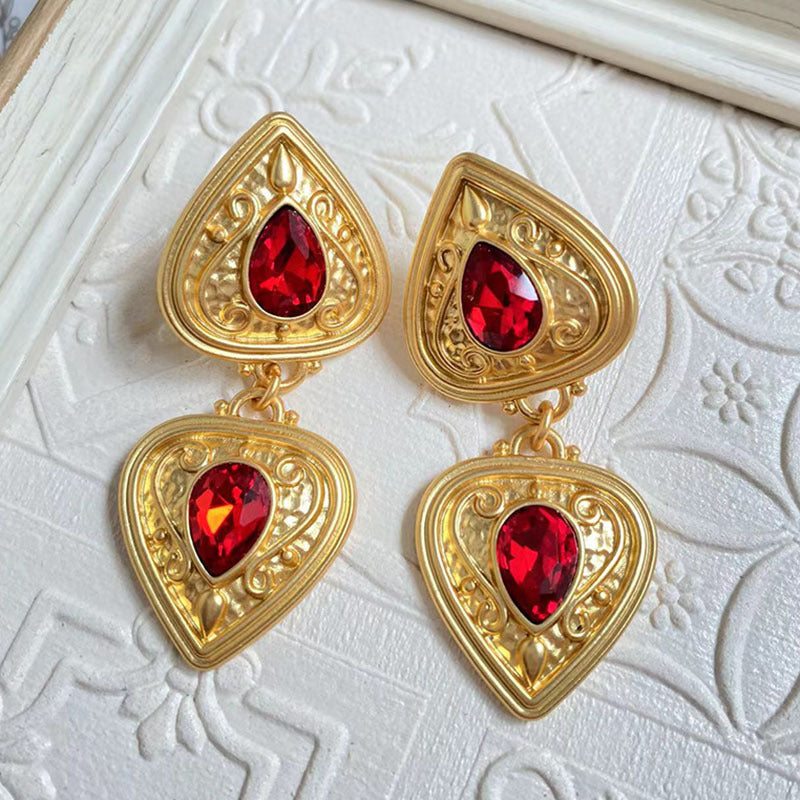Gold-plated Double Heart-shaped Plain Gold Vintage Court Earrings