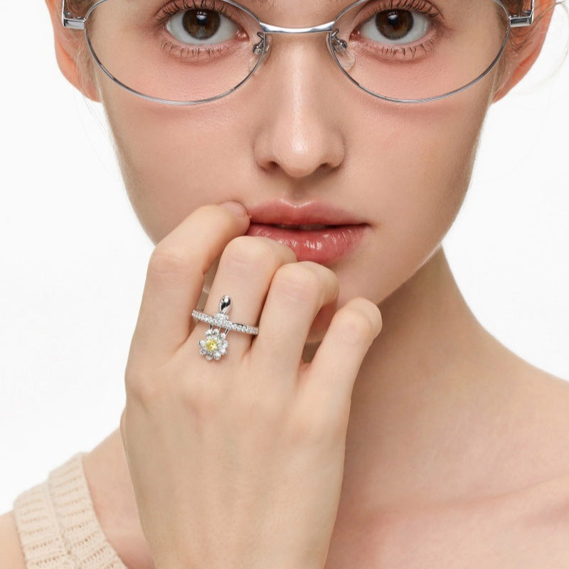 Series Little Daisy Knife Fork Open Fashion High Ring
