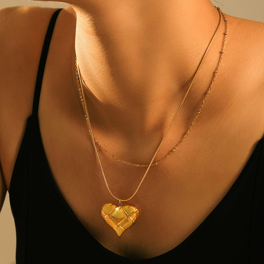 Love Stainless Steel Vacuum Vapor Plating Gold Necklaces