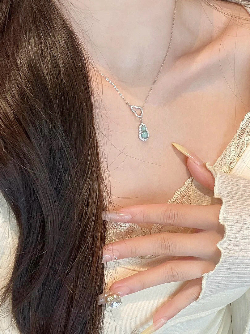 Women's Chinese Style Calabash Pendent National Design Light Luxury Exquisite Diamond Necklaces