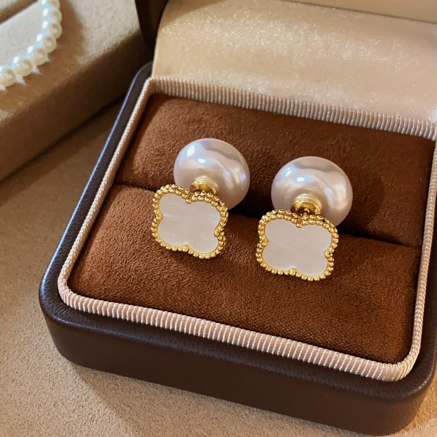 Indie Colorful Four-leaf Clover Pearl Double-sided Earrings