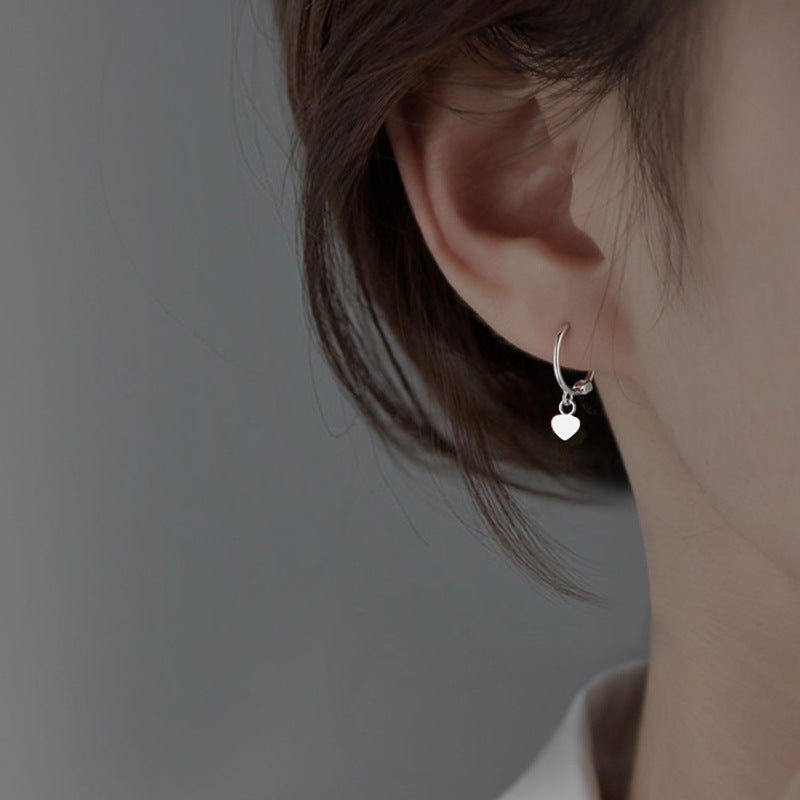 Love Star Clip Light Luxury High-grade Minimalist Mini Cross Ear Buckle
