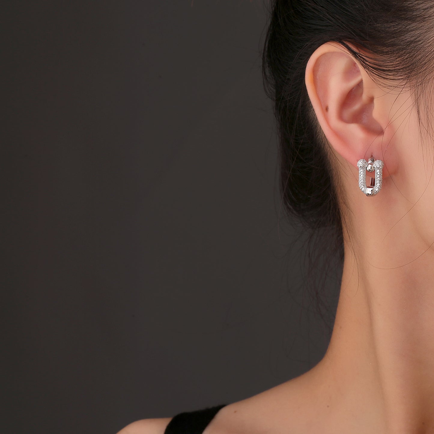 Zircon Vachette Clasp Shaped Single High-grade Light Ear Buckle