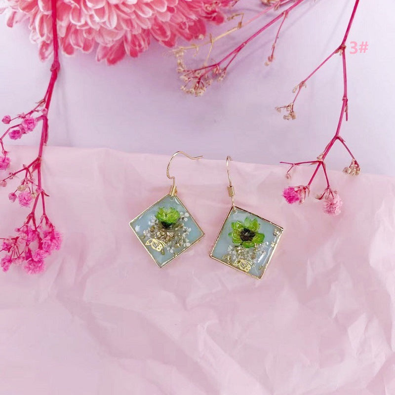 Women's Dried Flower Fresh Real Gold Foil Stud Earrings