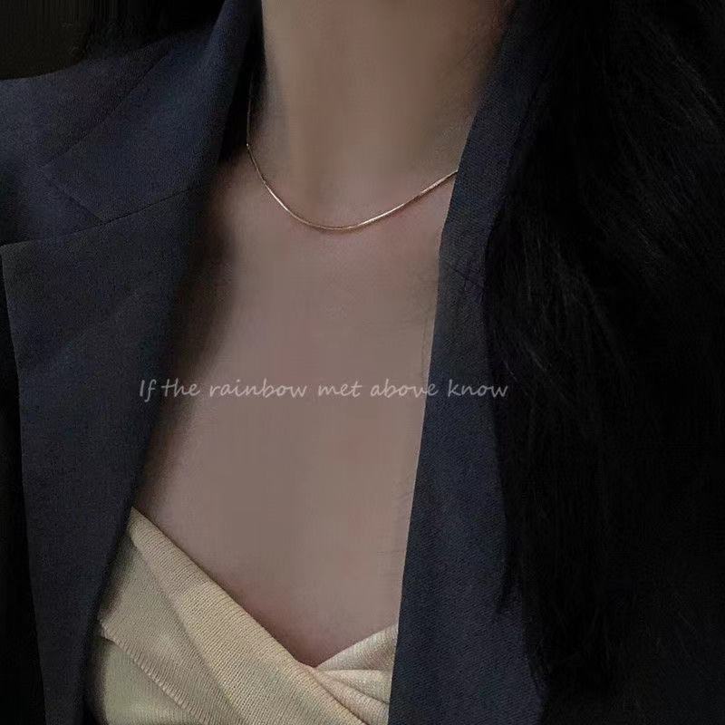Women's Gold Snake Bone Cold Style Niche Design Temperament Fine Necklaces
