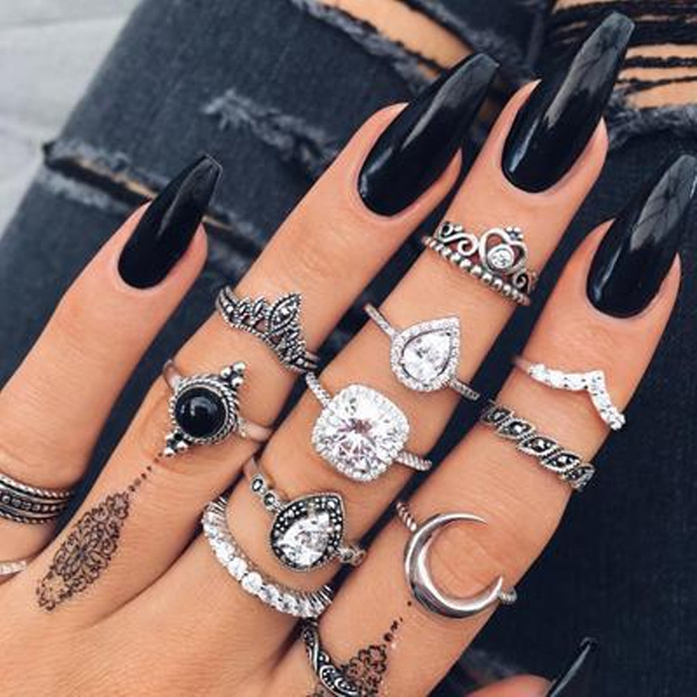 Vintage Crying Face Set Poker Hollow Rings