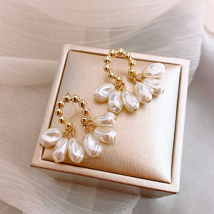 Sier-plated Temperament Entry Lux Ear High-grade Niche Artificial Earrings