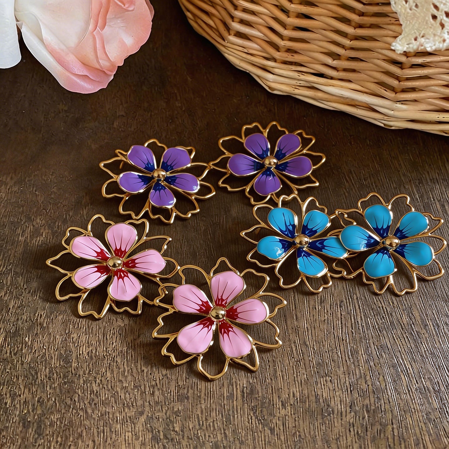 Women's Glaze Flowers Hollow Ear Exquisite Retro Sweet Niche High-grade Rings