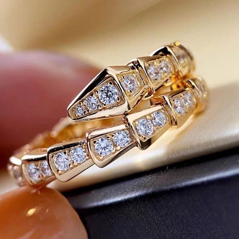 Zhang Sterling Sier Unique Snake-shaped Zircon Female Niche Ring