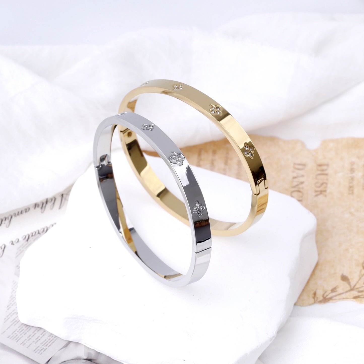 Waterproof Titanium Steel Starry Gold-plated Versatile Bracelet