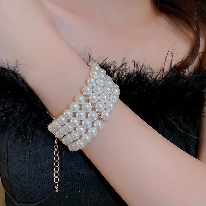 Four Rows Imitation Pearl French Retro Fashion Elegance Necklaces
