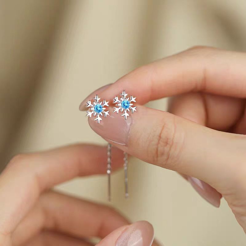 Needle Blue Diamond Snowflake Tassel Female Light Luxury Minority Unique Rings