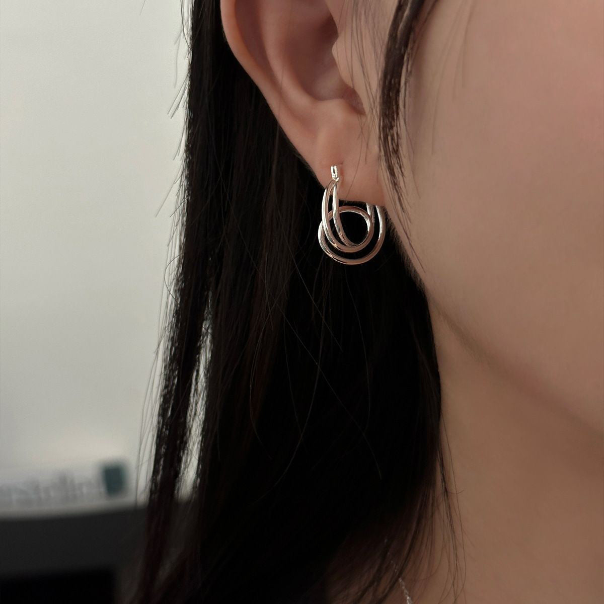Simple Geometric Irregular Winding Personality Fashion Minority Ear Buckle