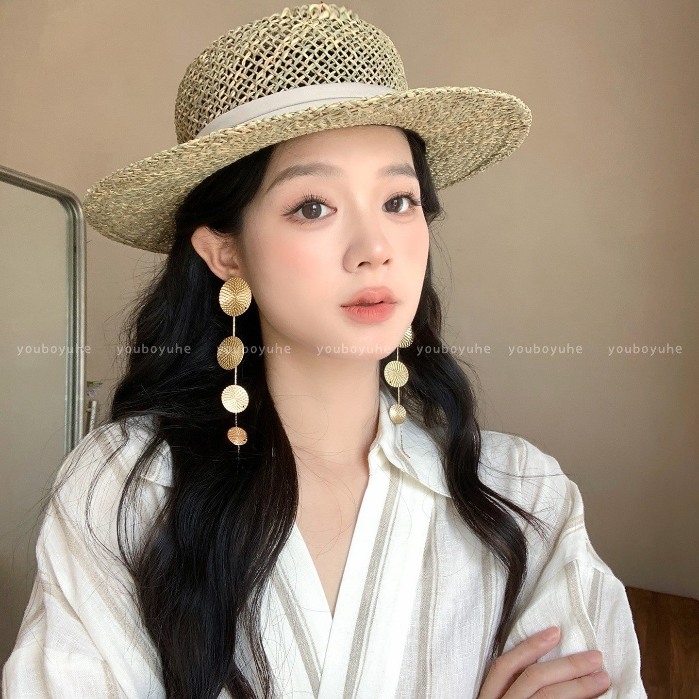 Women's Style Golden Long Fringe Light Luxury High-grade Square Round Face Earrings