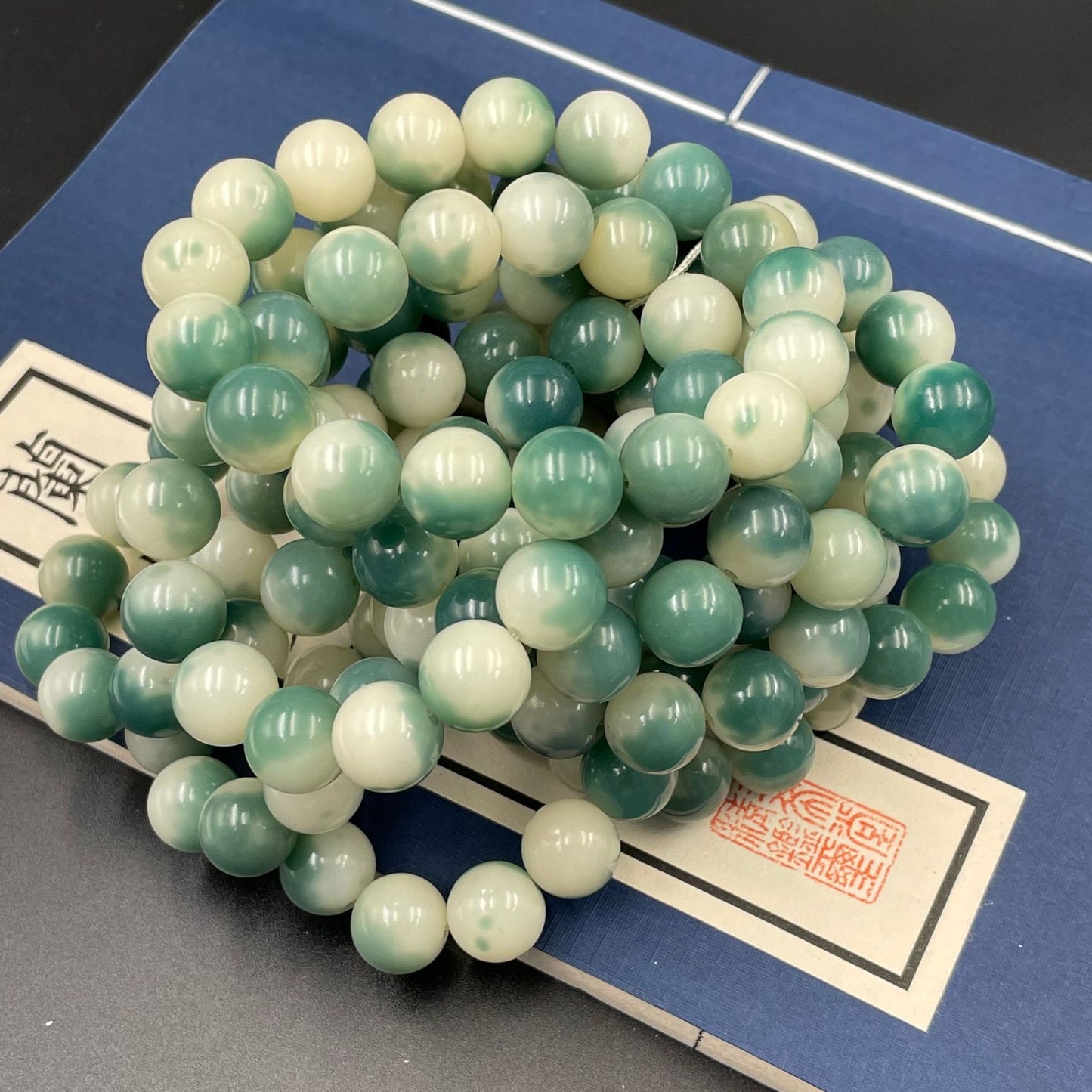 Women's & Men's Flowers Bodhi Pliable Temperament Hand Toy Charcoal Seed Crafts Single Bracelet