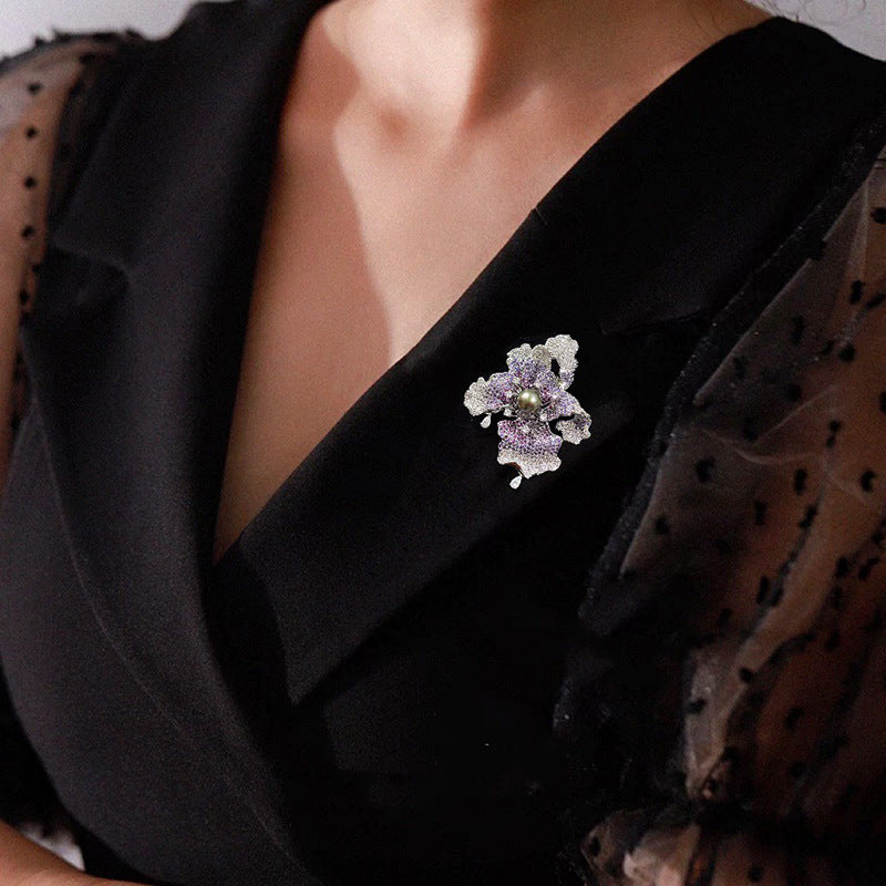 Dream Purple Zirconium Flower-de-luce Brooch Gold Light Brooches