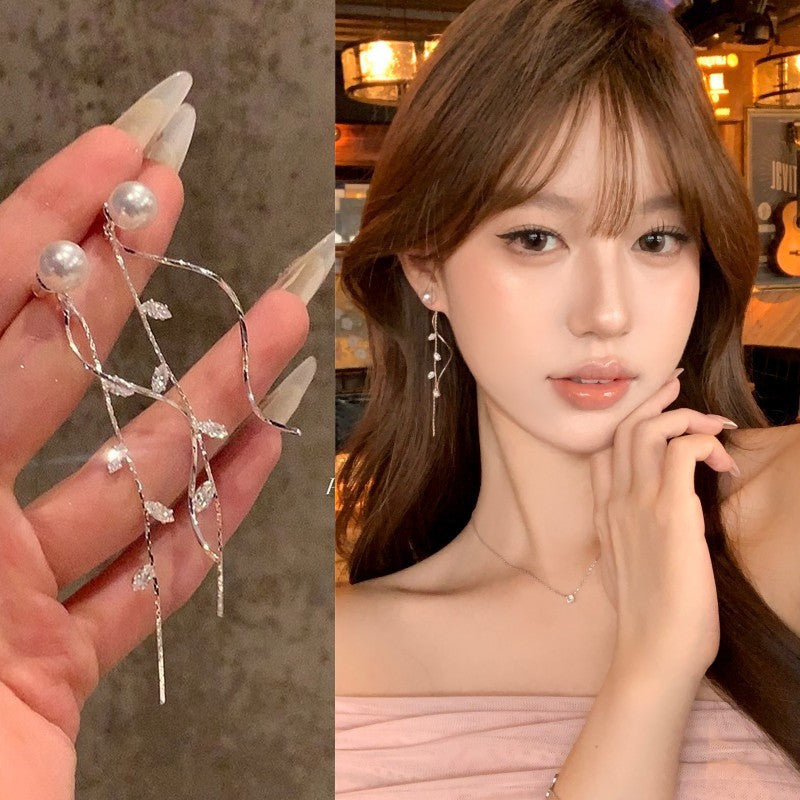 Sweet Leaves Tassel Ear Super Fairy Seaside Vacation Style Gentle Stud Earrings