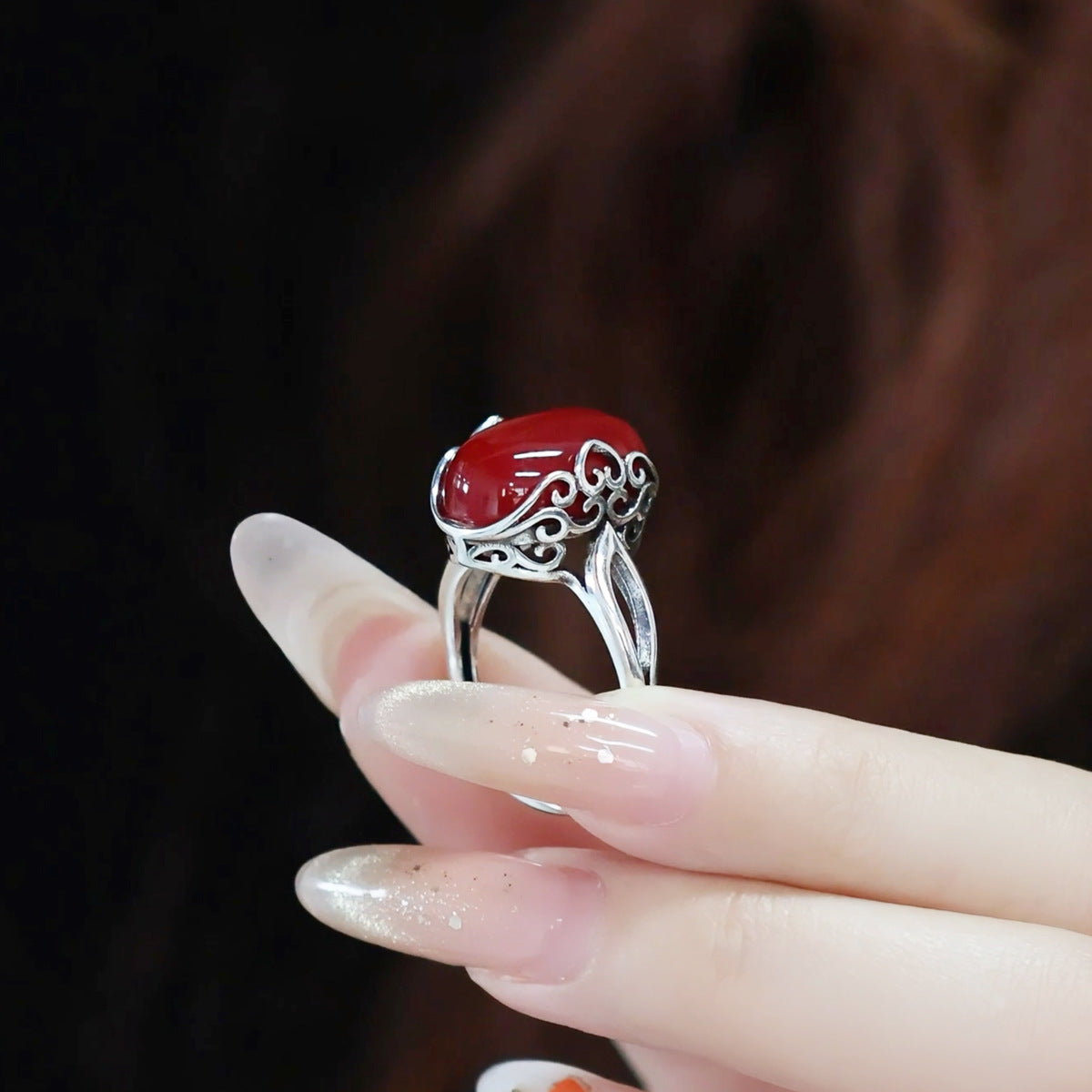 Niche Red Egg Face Auspicious Cloud Ring