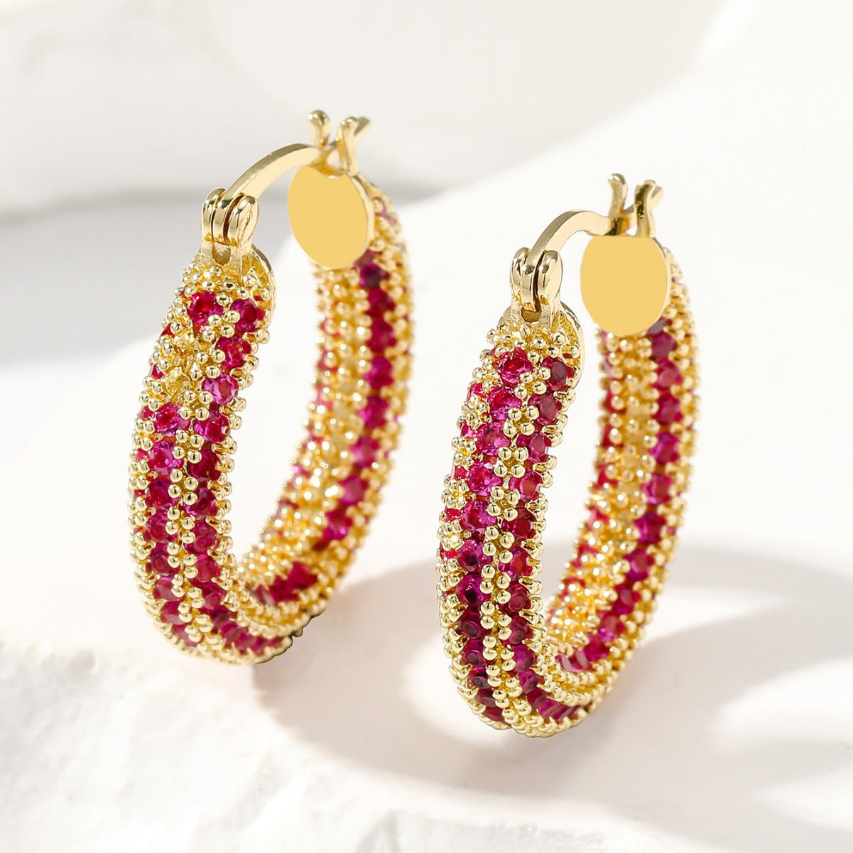 Elegant Simple Fashionable Color Round Ear Clip Micro Inlaid Zircon Rings